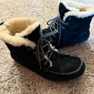 UGG Chickaree Boot